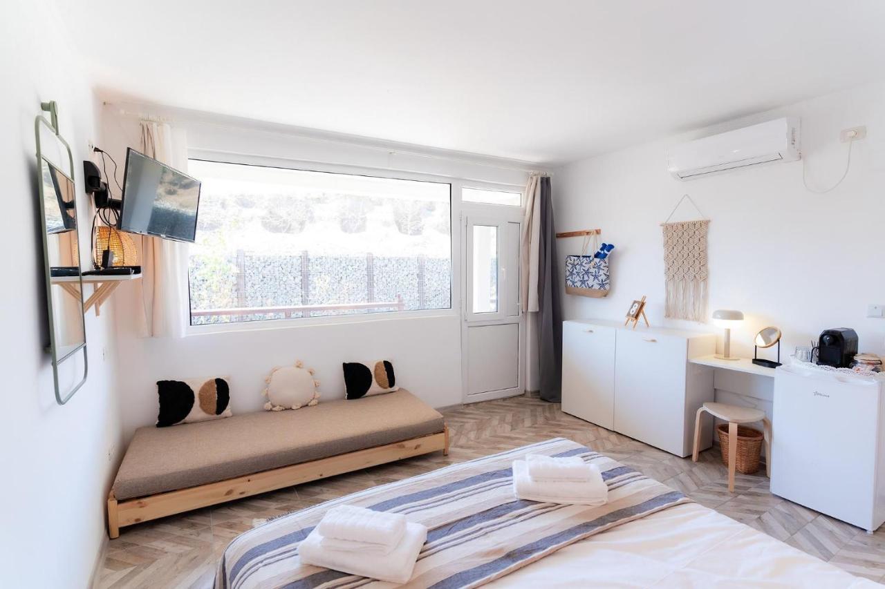 Ferienwohnung Rezident Corbu Corbu  Exterior foto